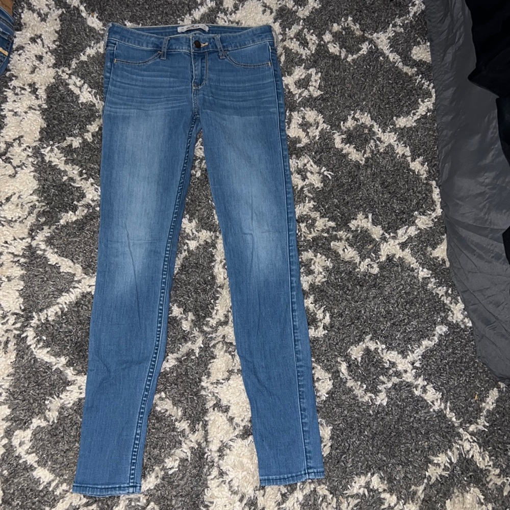 hollister no rip jeans